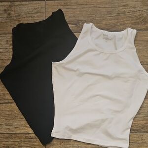 SPANX Black and White Tank Duo